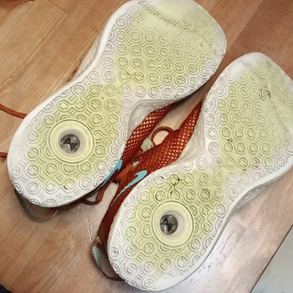 Nike PG 4 - Picture 3 of 4